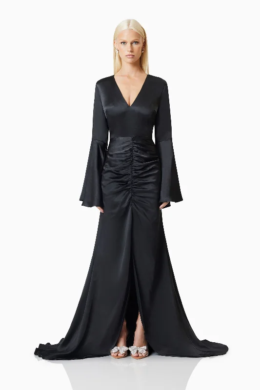 Find Your Unique Flair Clementine Eventwear Maxi Gown In Black Flash Sale