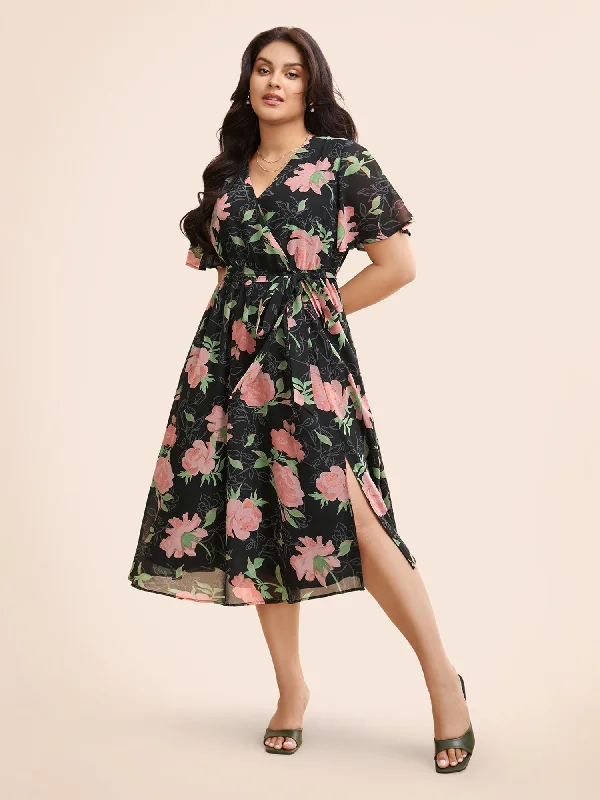 New In This Season Overlap Collar Floral Split Hem Dress Flash Sale