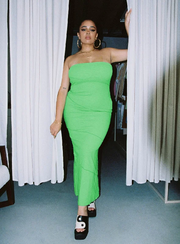 Summer Fashion Oscar Midi Dress Green Curve Seasonal Trend