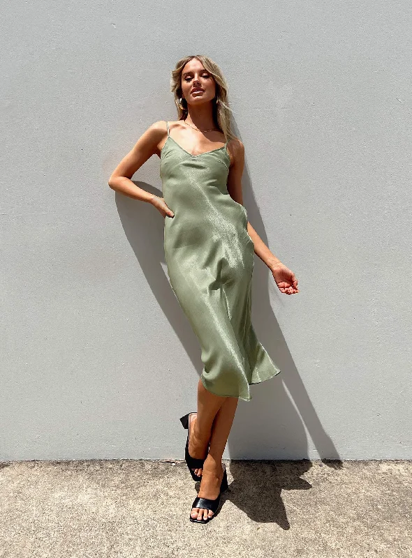 Unleash Your Fashion Varese Midi Dress Green Rustic Countryside Charm Look