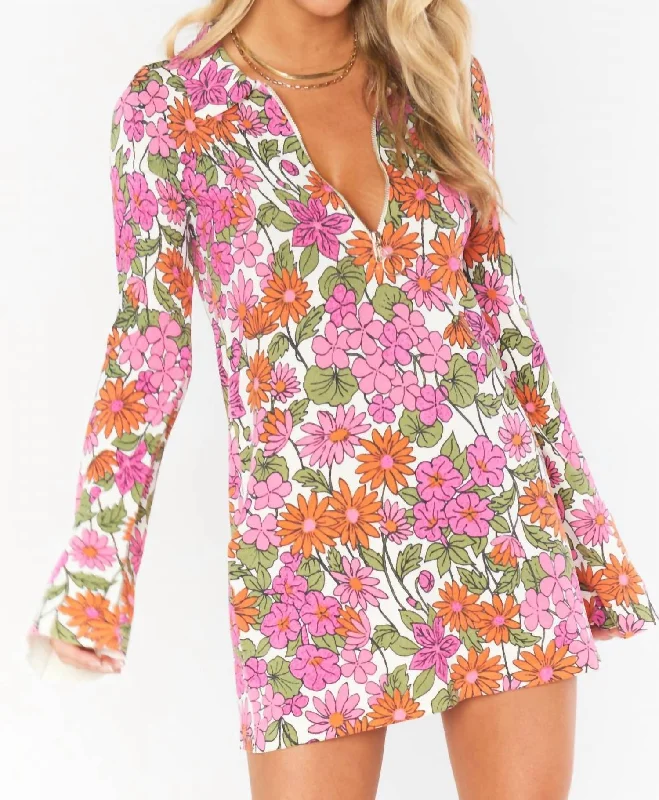 Flash Sale Charlie Collar Dress In Carnaby Floral Knit Today Only