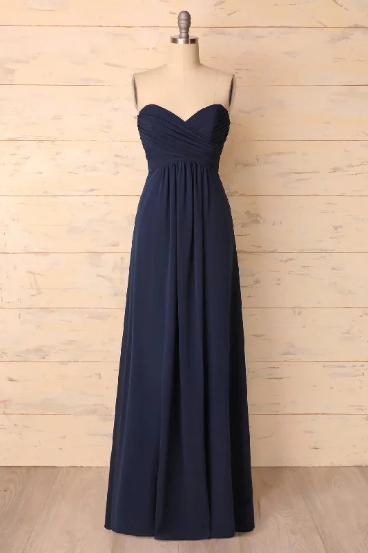 Limited Time Flash Sale Elegant Sweetheart Pleated Navy Blue Bridesmaid Dress Limited - Stock