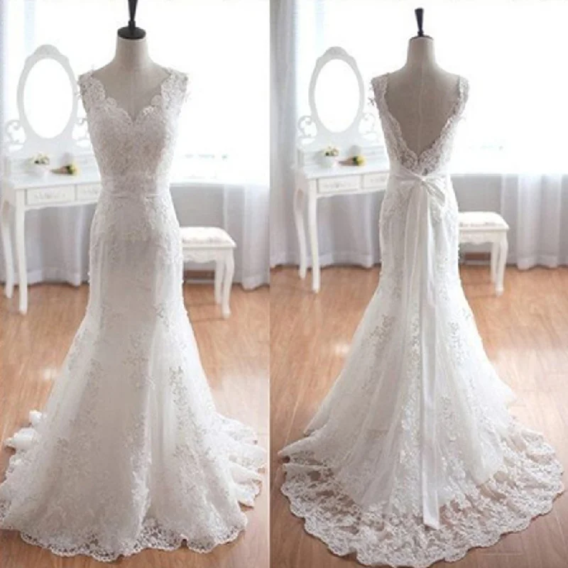 Step Ahead, Lead The Trend Popular Elegant V-Neck Long Mermaid White Lace Bridal Gown, Wedding Party Dresses , WD0045 Elegant Attire