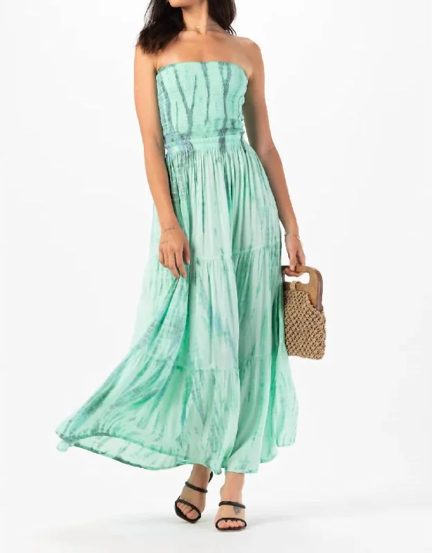 Budget-Friendly Fashion Athena Maxi Dress In Leo Aqua Elegant Contour