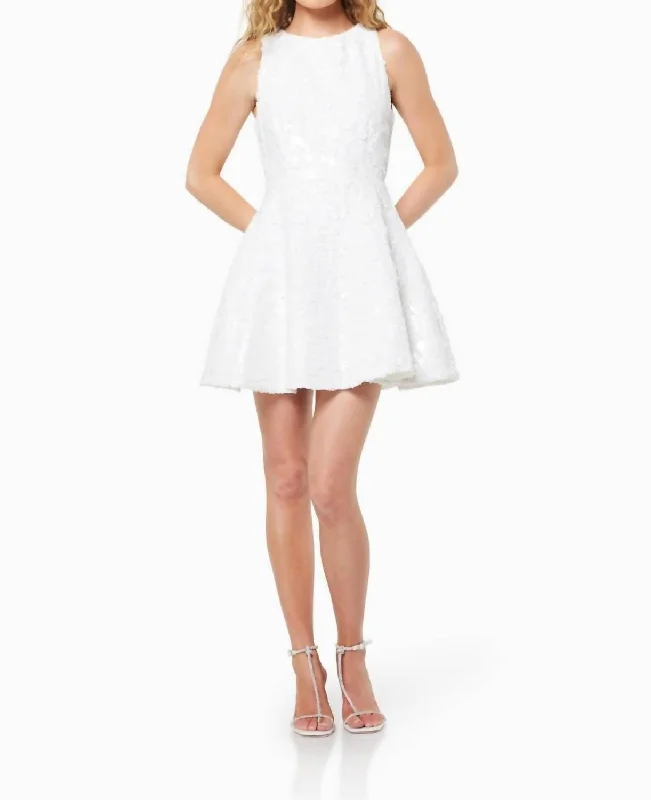 Chic Styles Charlene Mini Dress In White Subtle Sophistication