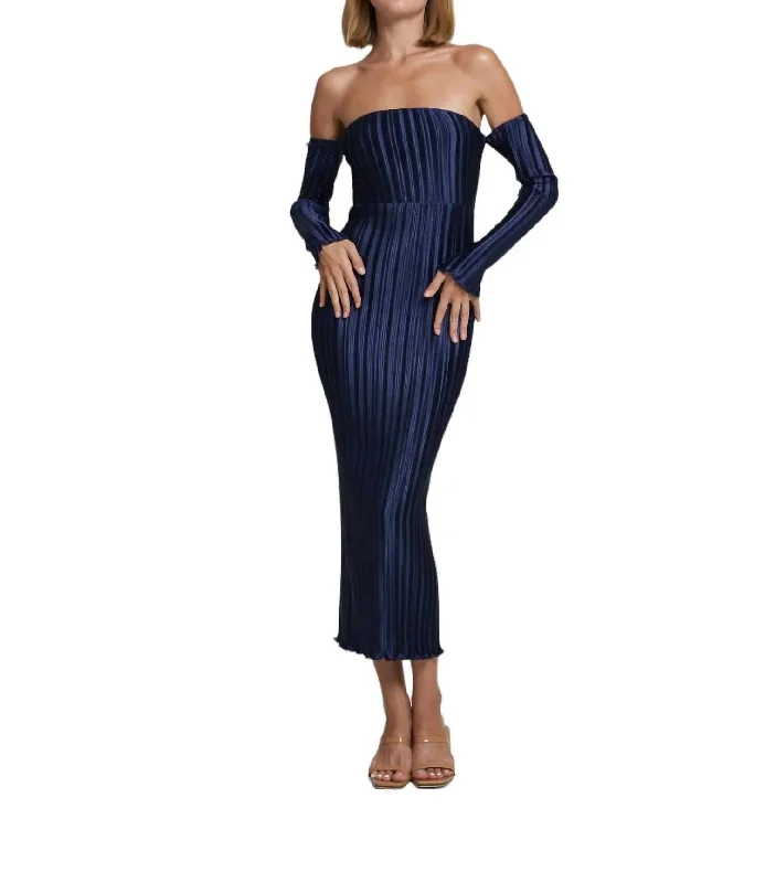 Laid-Back Fashion Offers Gatsby Gown Dress In Midnight Sophisticated Cut