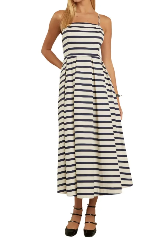 Summer Deals Striped Midi Dress In Black/white Boho Chic